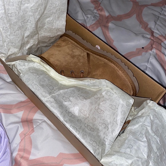 Boy Ugg’s - Picture 3 of 4